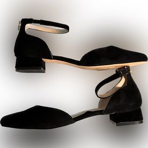Adrienne Vittadini Ankle-Strap Flats, size 8.5  Black Suede